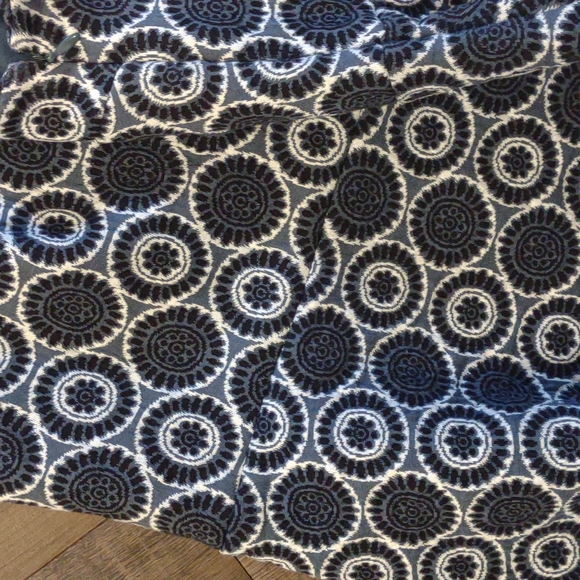 LOFT Outlet Dress (size 6) - Picture 6 of 6